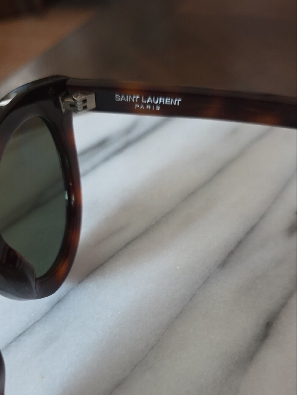 Saint Laurent SL 102 Surf sunglasses - Picture 6 of 17